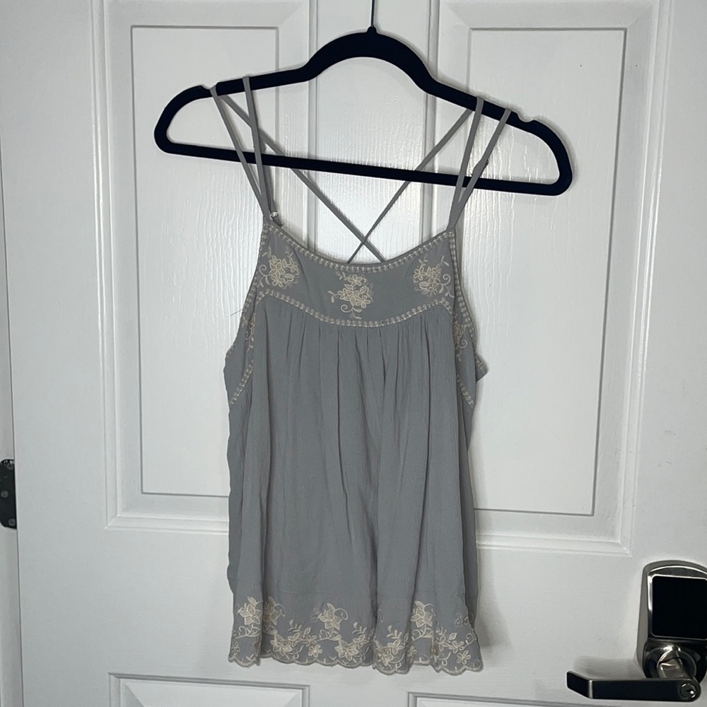 Tie back shirt with adjustable straps